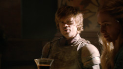 extant_GameOfThrones_2x01-TheNorthRemembers_0617