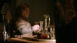 extant_GameOfThrones_2x01-TheNorthRemembers_0660