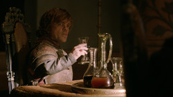 extant_GameOfThrones_2x01-TheNorthRemembers_0661