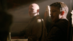 extant_GameOfThrones_2x01-TheNorthRemembers_0664