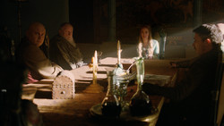 extant_GameOfThrones_2x01-TheNorthRemembers_0677