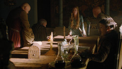 extant_GameOfThrones_2x01-TheNorthRemembers_0716