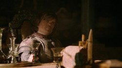 extant_GameOfThrones_2x01-TheNorthRemembers_0720