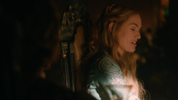 extant_GameOfThrones_2x01-TheNorthRemembers_0767