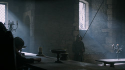 extant_GameOfThrones_2x01-TheNorthRemembers_0961