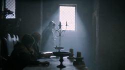 extant_GameOfThrones_2x01-TheNorthRemembers_0975