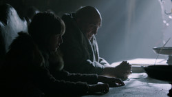 extant_GameOfThrones_2x01-TheNorthRemembers_1025