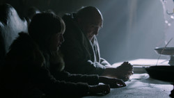 extant_GameOfThrones_2x01-TheNorthRemembers_1026