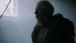 extant_GameOfThrones_2x01-TheNorthRemembers_1029