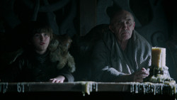 extant_GameOfThrones_2x01-TheNorthRemembers_1044