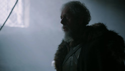 extant_GameOfThrones_2x01-TheNorthRemembers_1046