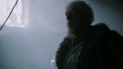 extant_GameOfThrones_2x01-TheNorthRemembers_1050