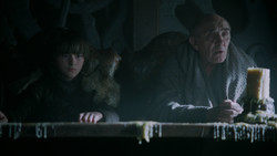 extant_GameOfThrones_2x01-TheNorthRemembers_1055