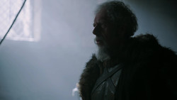 extant_GameOfThrones_2x01-TheNorthRemembers_1061