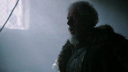 extant_GameOfThrones_2x01-TheNorthRemembers_1063