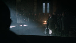 extant_GameOfThrones_2x01-TheNorthRemembers_1117
