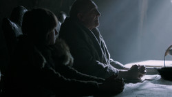 extant_GameOfThrones_2x01-TheNorthRemembers_1120