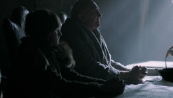 extant_GameOfThrones_2x01-TheNorthRemembers_1121