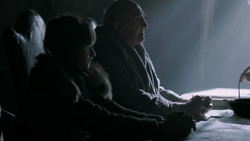 extant_GameOfThrones_2x01-TheNorthRemembers_1125