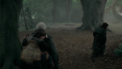 extant_GameOfThrones_2x01-TheNorthRemembers_1214