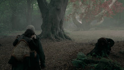 extant_GameOfThrones_2x01-TheNorthRemembers_1217