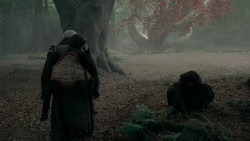 extant_GameOfThrones_2x01-TheNorthRemembers_1221