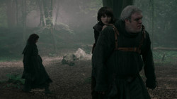 extant_GameOfThrones_2x01-TheNorthRemembers_1240