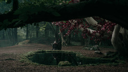 extant_GameOfThrones_2x01-TheNorthRemembers_1292