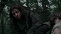 extant_GameOfThrones_2x01-TheNorthRemembers_1303