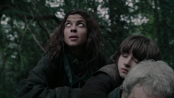 extant_GameOfThrones_2x01-TheNorthRemembers_1307