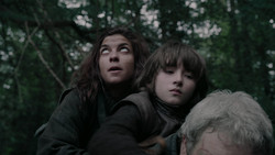 extant_GameOfThrones_2x01-TheNorthRemembers_1308