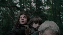 extant_GameOfThrones_2x01-TheNorthRemembers_1309