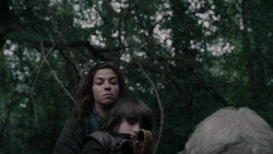 extant_GameOfThrones_2x01-TheNorthRemembers_1311