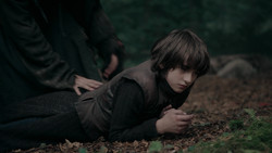 extant_GameOfThrones_2x01-TheNorthRemembers_1319