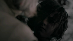 extant_GameOfThrones_2x01-TheNorthRemembers_1347