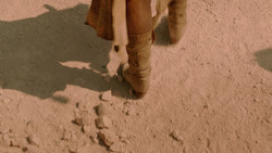 extant_GameOfThrones_2x01-TheNorthRemembers_1389