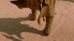 extant_GameOfThrones_2x01-TheNorthRemembers_1394