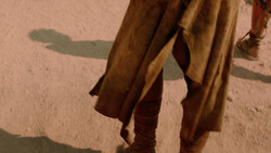 extant_GameOfThrones_2x01-TheNorthRemembers_1397