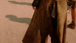 extant_GameOfThrones_2x01-TheNorthRemembers_1398