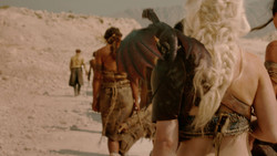 extant_GameOfThrones_2x01-TheNorthRemembers_1405