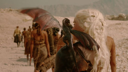 extant_GameOfThrones_2x01-TheNorthRemembers_1413