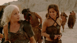extant_GameOfThrones_2x01-TheNorthRemembers_1434