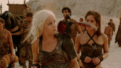 extant_GameOfThrones_2x01-TheNorthRemembers_1439