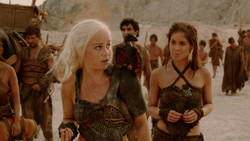 extant_GameOfThrones_2x01-TheNorthRemembers_1442