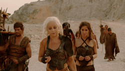 extant_GameOfThrones_2x01-TheNorthRemembers_1451