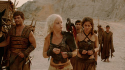 extant_GameOfThrones_2x01-TheNorthRemembers_1454