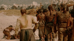extant_GameOfThrones_2x01-TheNorthRemembers_1476