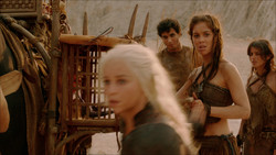 extant_GameOfThrones_2x01-TheNorthRemembers_1482