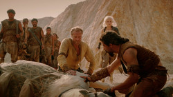 extant_GameOfThrones_2x01-TheNorthRemembers_1488