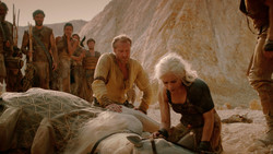 extant_GameOfThrones_2x01-TheNorthRemembers_1494